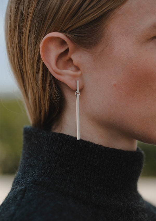 Linea earrings