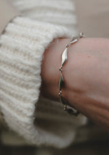 Deep water bracelet