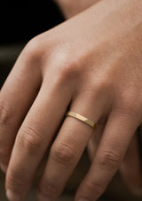 Edge ring in gold