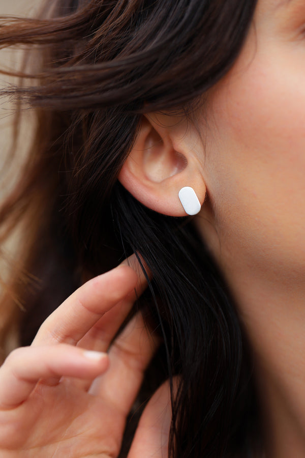 Small oval earrings